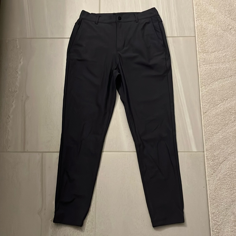 Cuts Joggers Brand New